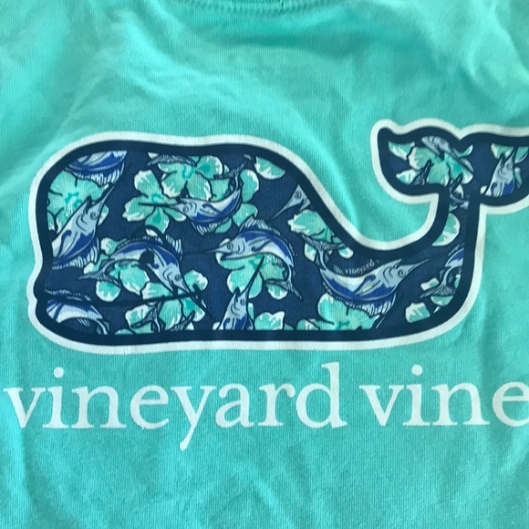Vineyard Vines tee - Picture 3 of 6